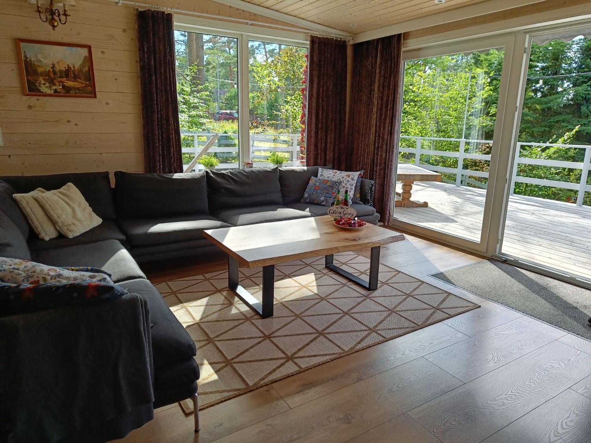 Villa Sosnowy Azyl à Wąglikowice Extérieur photo